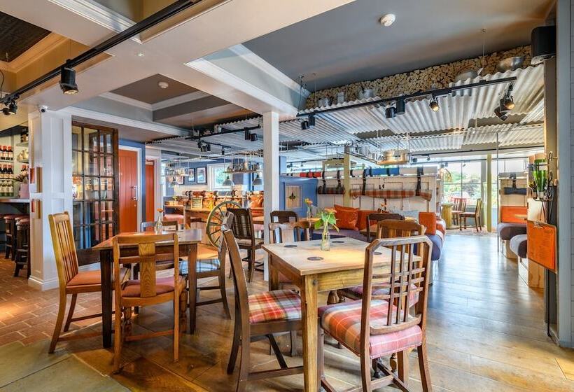 ペンション The Running Horse