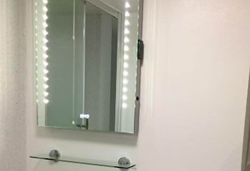 بنسيون The Tudor Rose