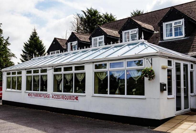 פנסיון The White Hart Inn