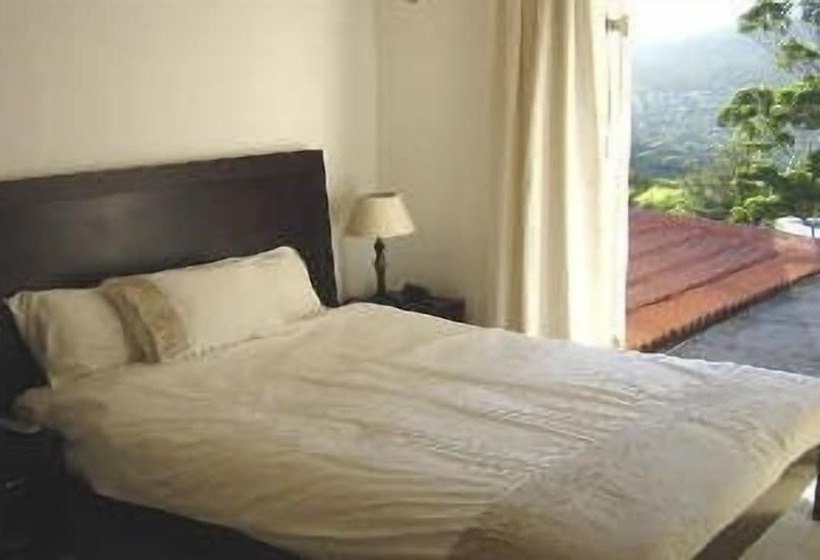 بنسيون Villa Hout Bay Heights