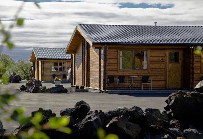 پانسیون Vogafjós Farm Resort