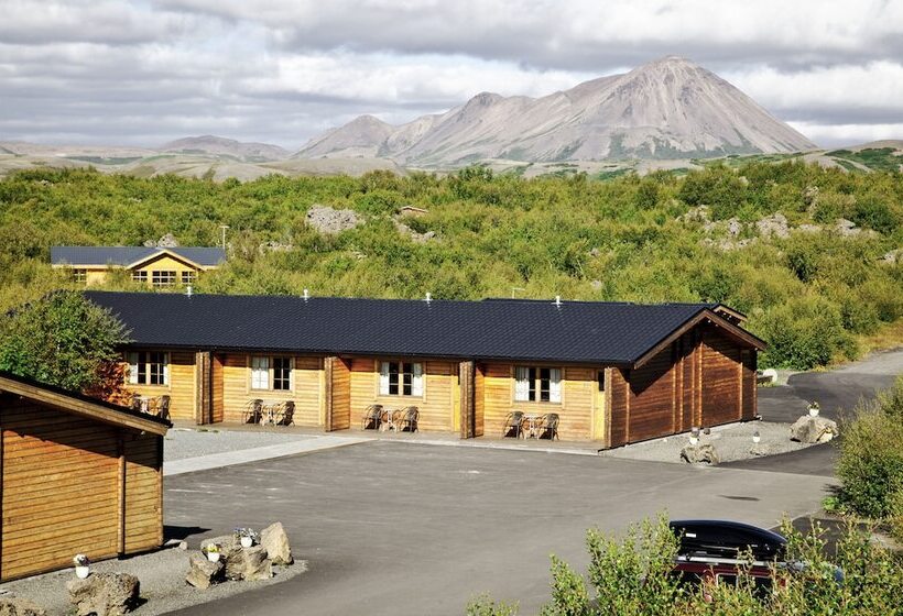 پانسیون Vogafjós Farm Resort