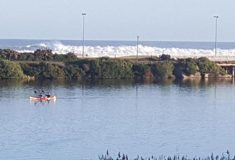 پانسیون Waterside Lodge