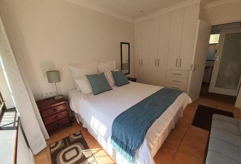 پانسیون Waterside Lodge