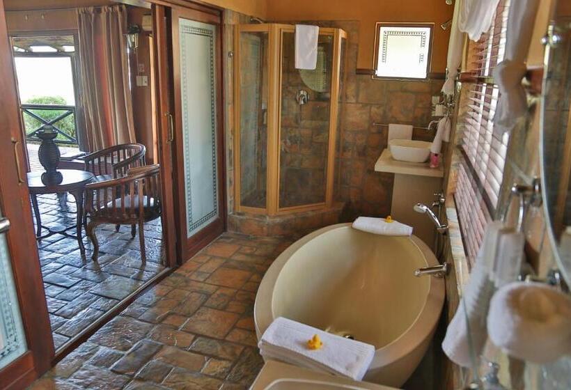 پانسیون Waterside Lodge