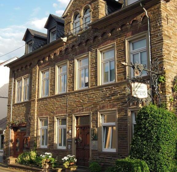 펜션 Weingut Clemens