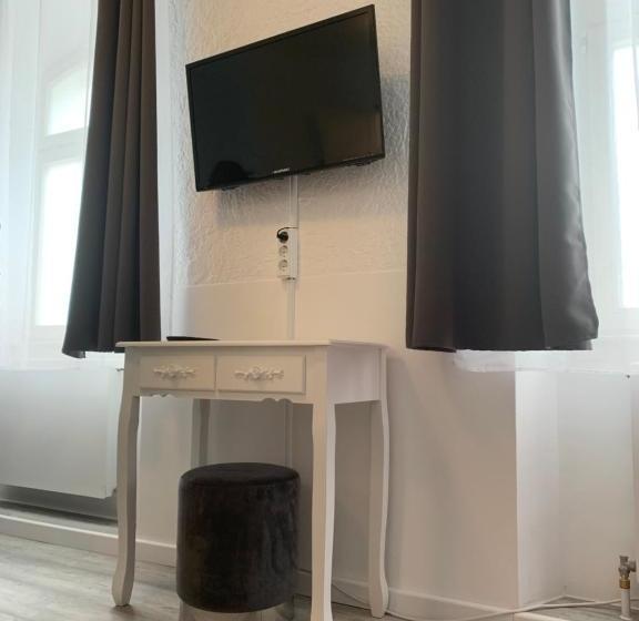 Pension Adler Untertürkheim