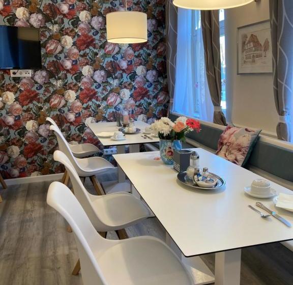 Pension Adler Untertürkheim