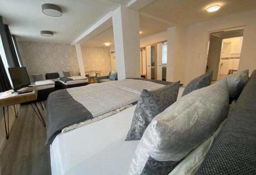 Pension Adler Untertürkheim