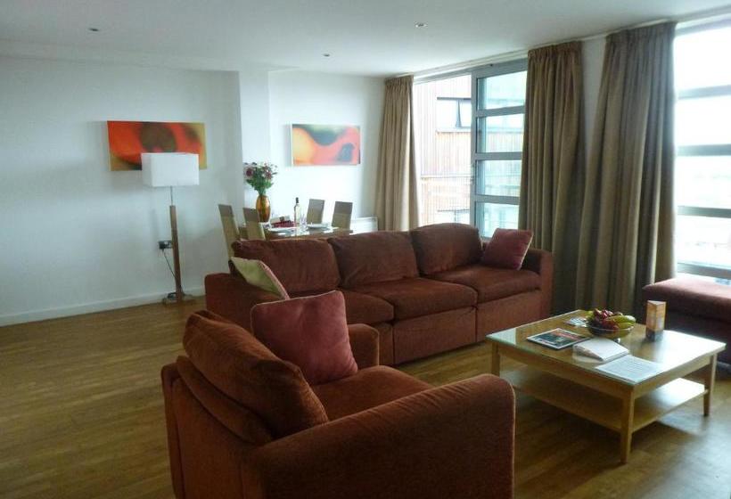 Premier Suites Nottingham