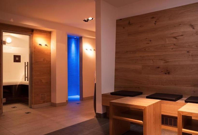 Sankt Johann Spa Suites & Apartments