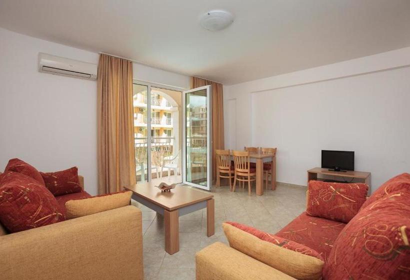 Silver Springs Apartments