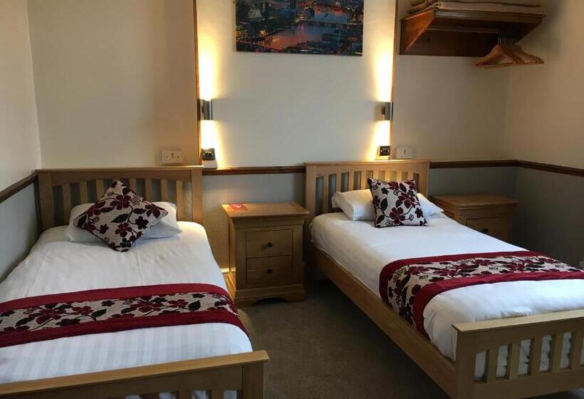 ユースホステル Lion And Fiddle