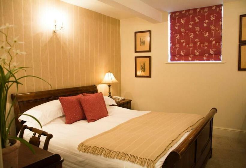 فندق صغير The Lion