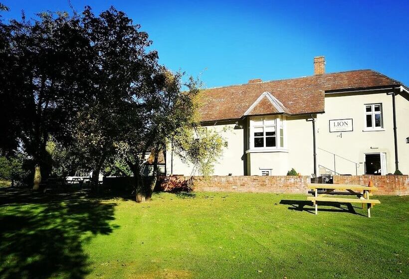 فندق صغير The Lion