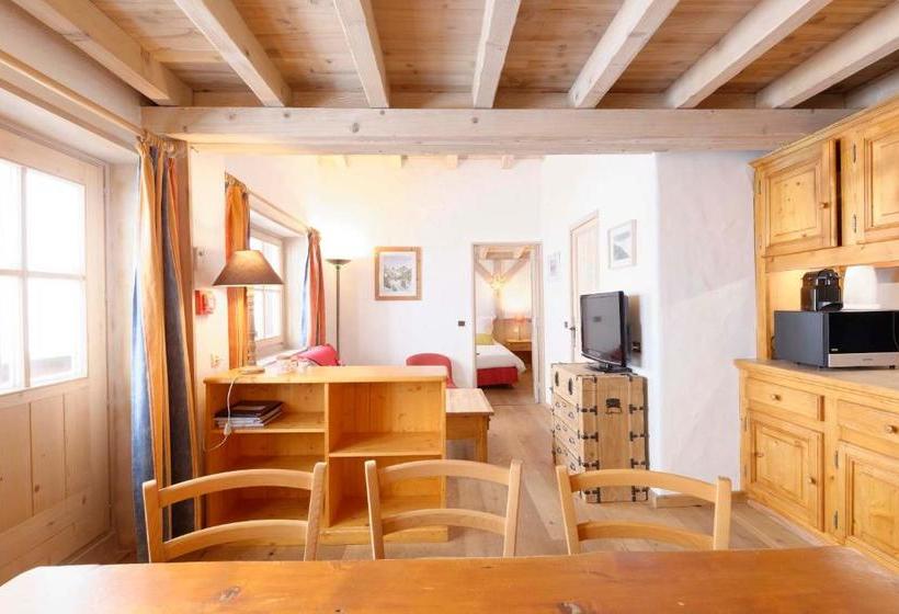 Hôtel 3 étoiles  Restaurant Le Pilatus Courchevel