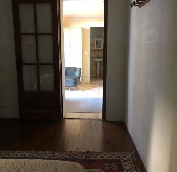 ベッドアンドブレックファースト Belle De Nuit