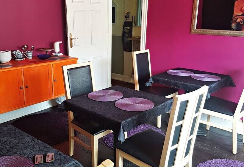 צימר Philbeach Guest House