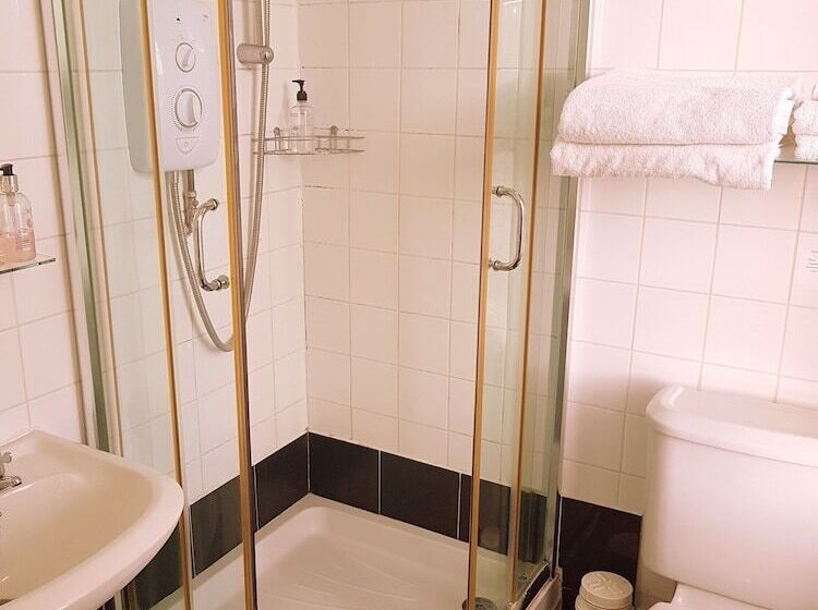 צימר Philbeach Guest House