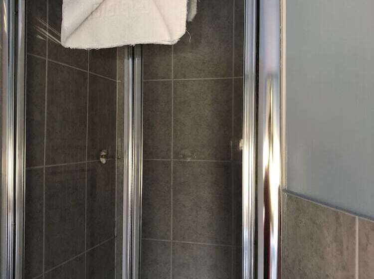 Bed and Breakfast Whites Gates