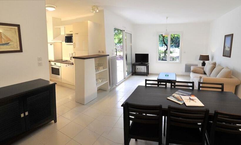 Estivel   Villa Marine