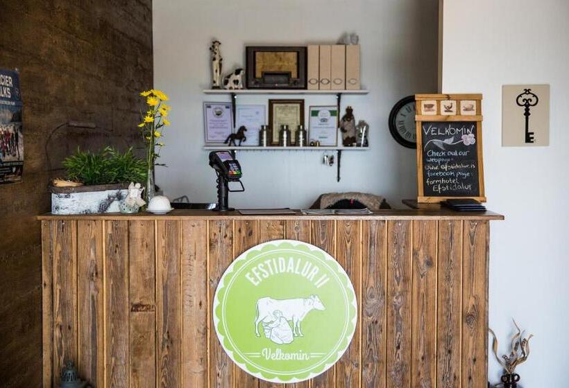 Farmhotel Efstidalur