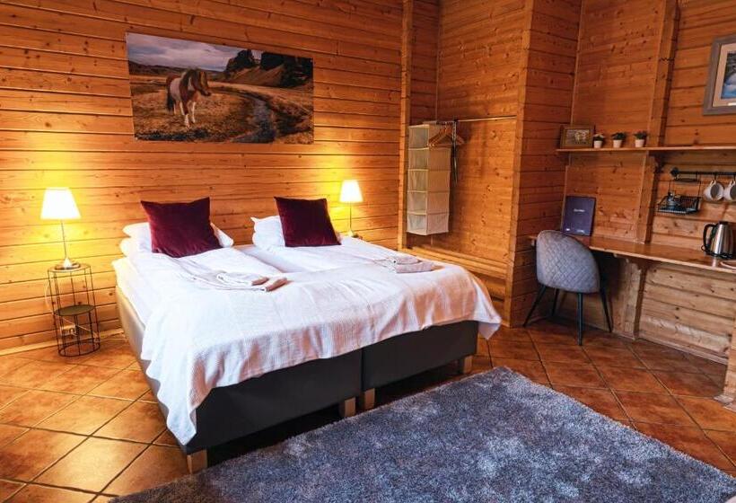 Farmhotel Efstidalur