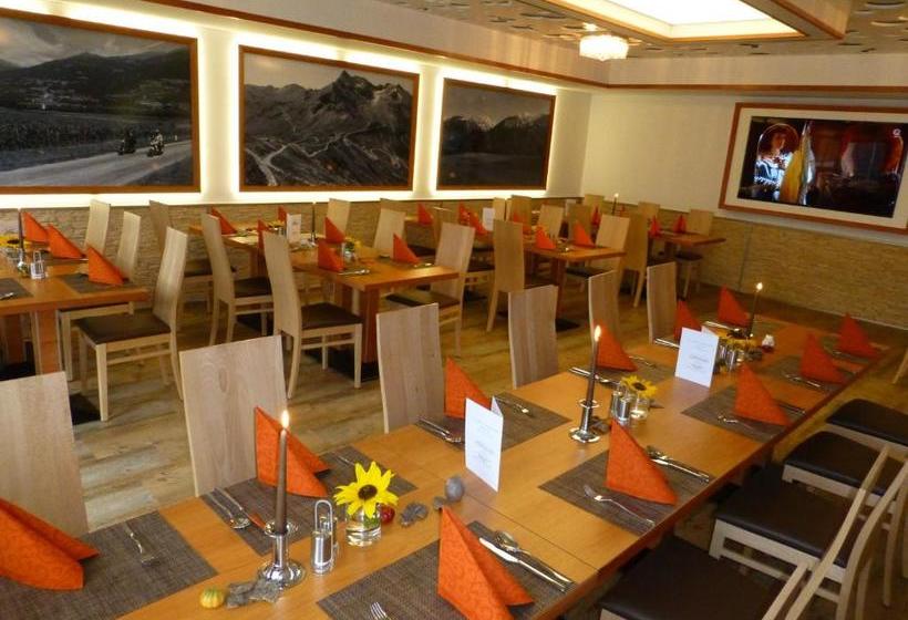Restaurant   Café   Pension Hassler