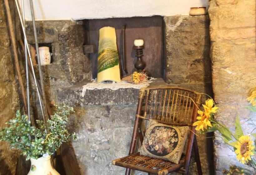 בית מלון כפרי Agriturismo Casale Le Burgne