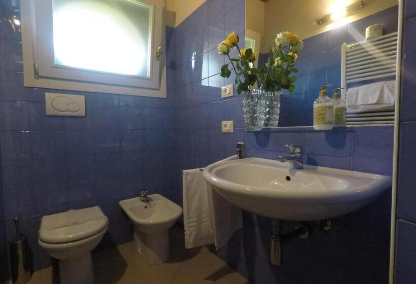 호텔 Agriturismo Fattoria Corte Roeli