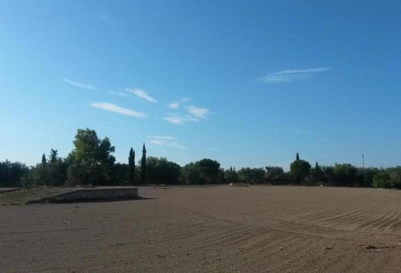 هتل Agriturismo Le Vedute