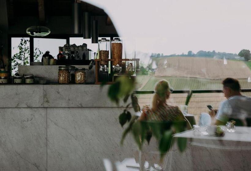 בית מלון כפרי Agriturismo Opera 02