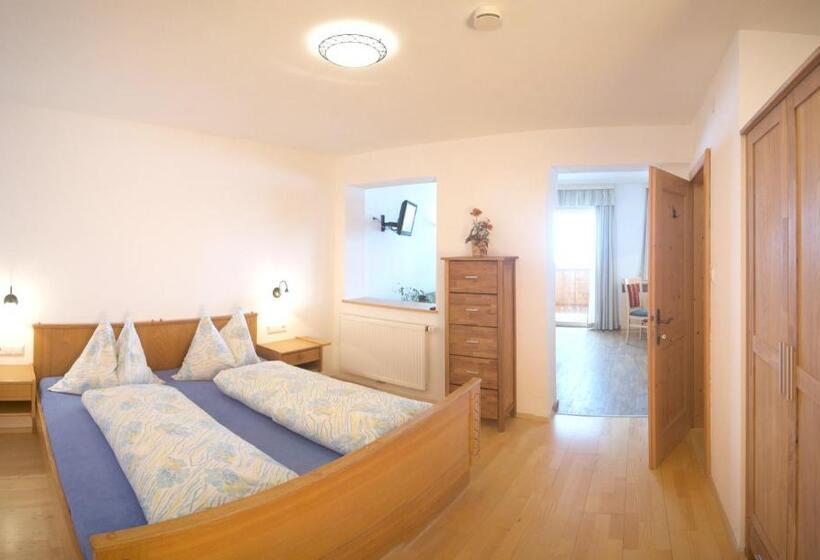 호텔 Hocheggerhof   Urlaub Am Bauernhof