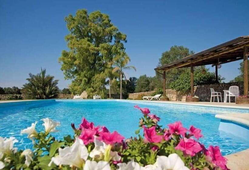 فندق Tenuta Badessa