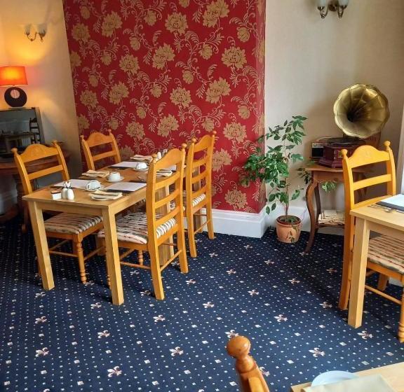 Пансион Beach Cove