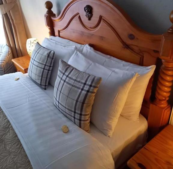 Пансион Beach Cove