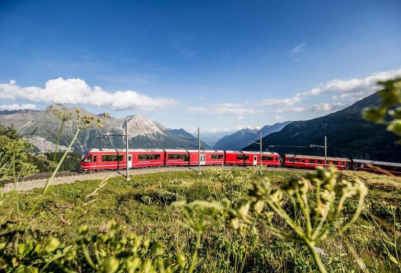 ペンション Biobistro Semadeni