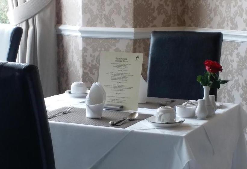 بنسيون Bryn Derwen With Private Car Park