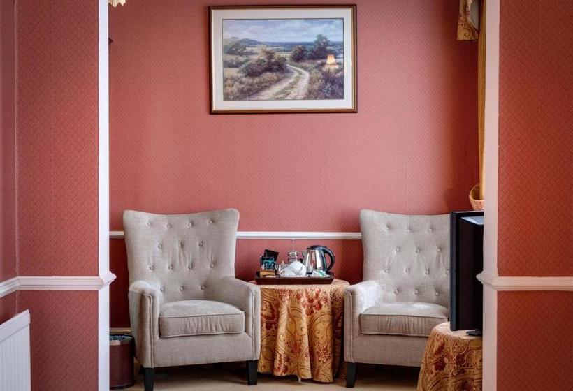 بنسيون Bryn Derwen With Private Car Park