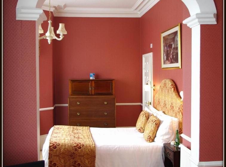 بنسيون Bryn Derwen With Private Car Park