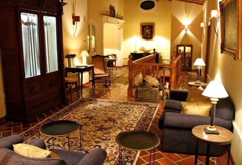 פנסיון Casa Do Colegio Velho