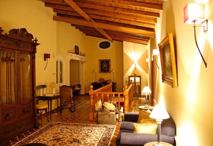 פנסיון Casa Do Colegio Velho