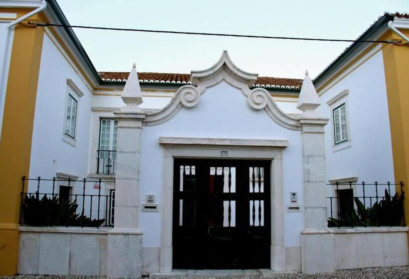 פנסיון Casa Do Colegio Velho