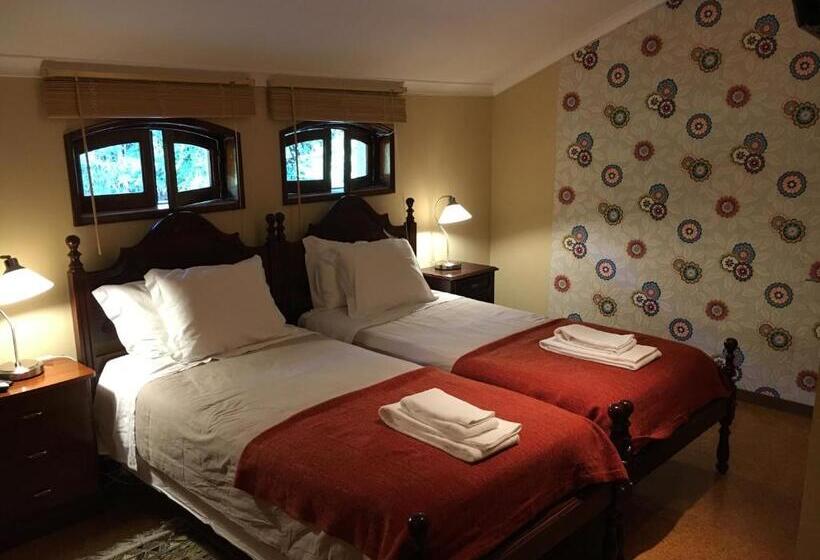 پانسیون Chalet Relogio Guesthouse