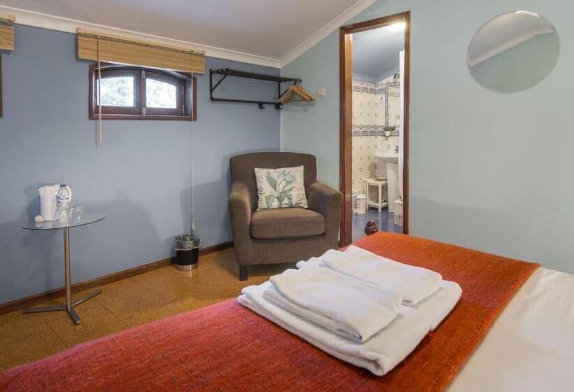 پانسیون Chalet Relogio Guesthouse