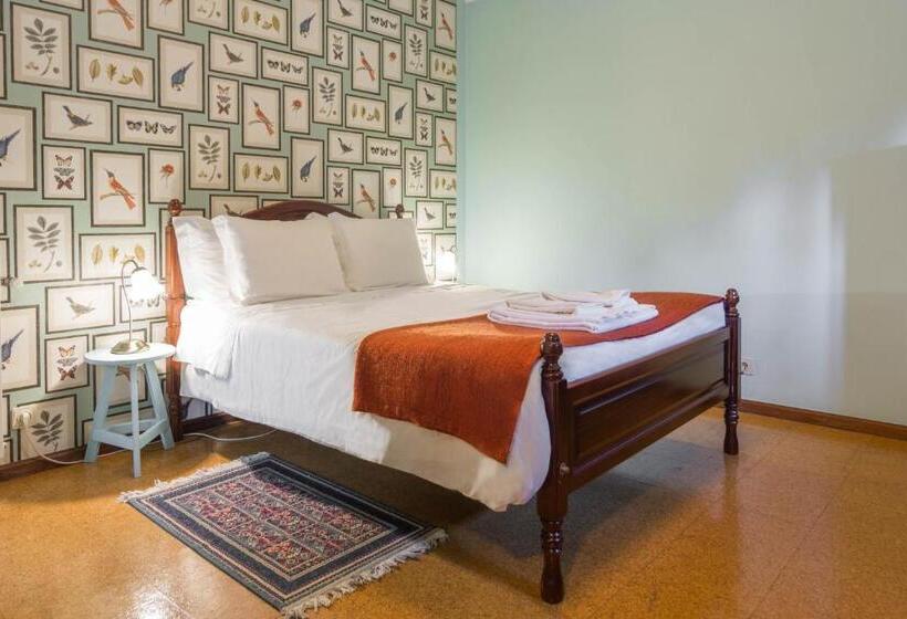 پانسیون Chalet Relogio Guesthouse