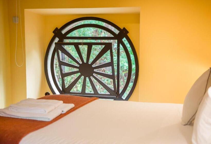 پانسیون Chalet Relogio Guesthouse