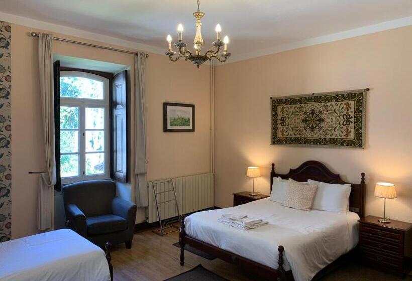 پانسیون Chalet Relogio Guesthouse