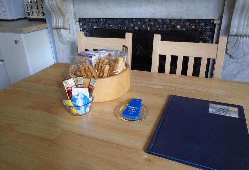 ペンション The Florian