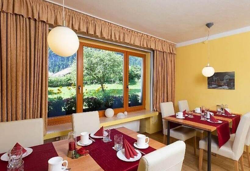 פנסיון Gaestehaus Kemper